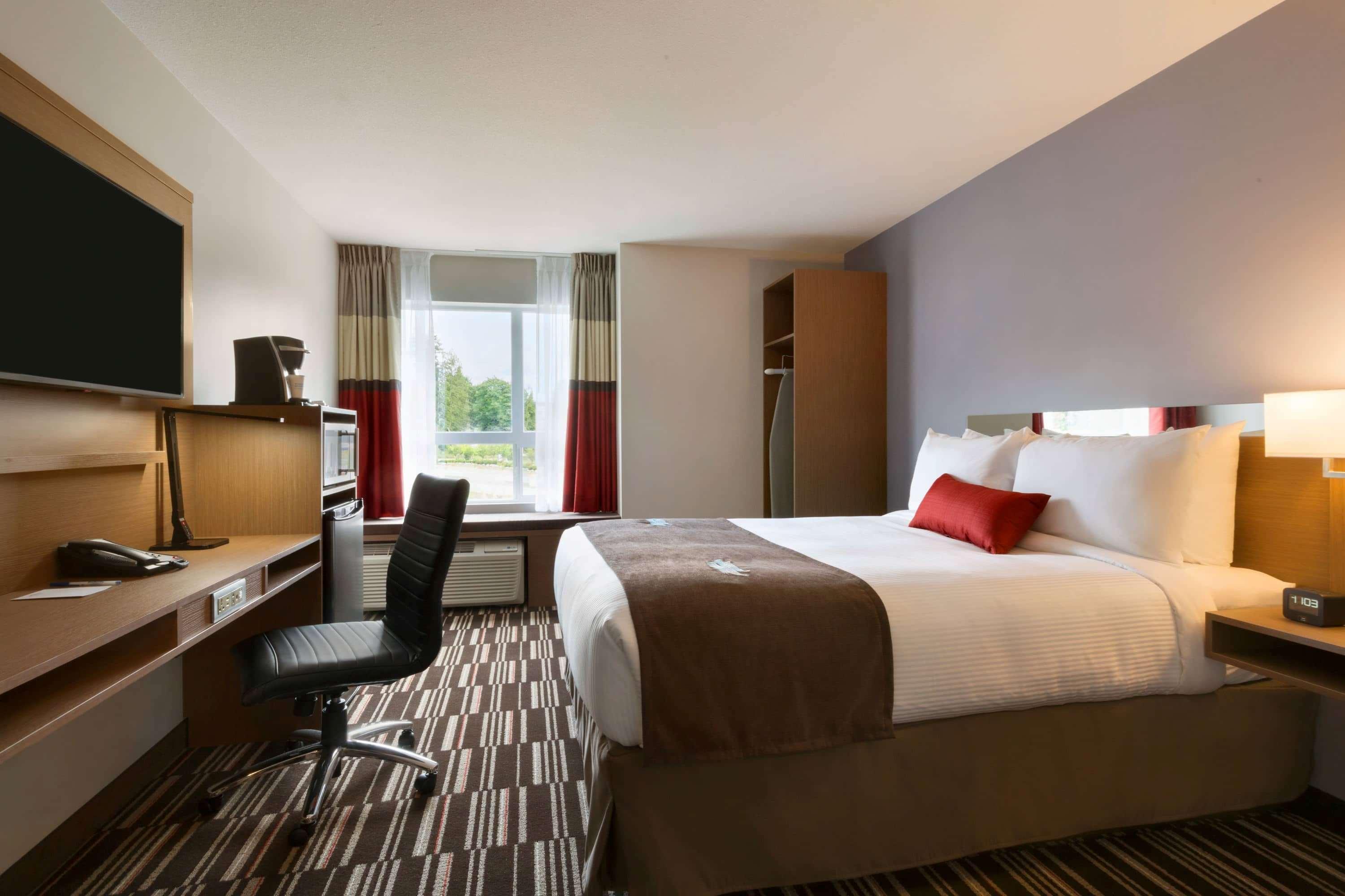 Microtel Inn & Suites By Wyndham Oyster Bay レディスミス エクステリア 写真