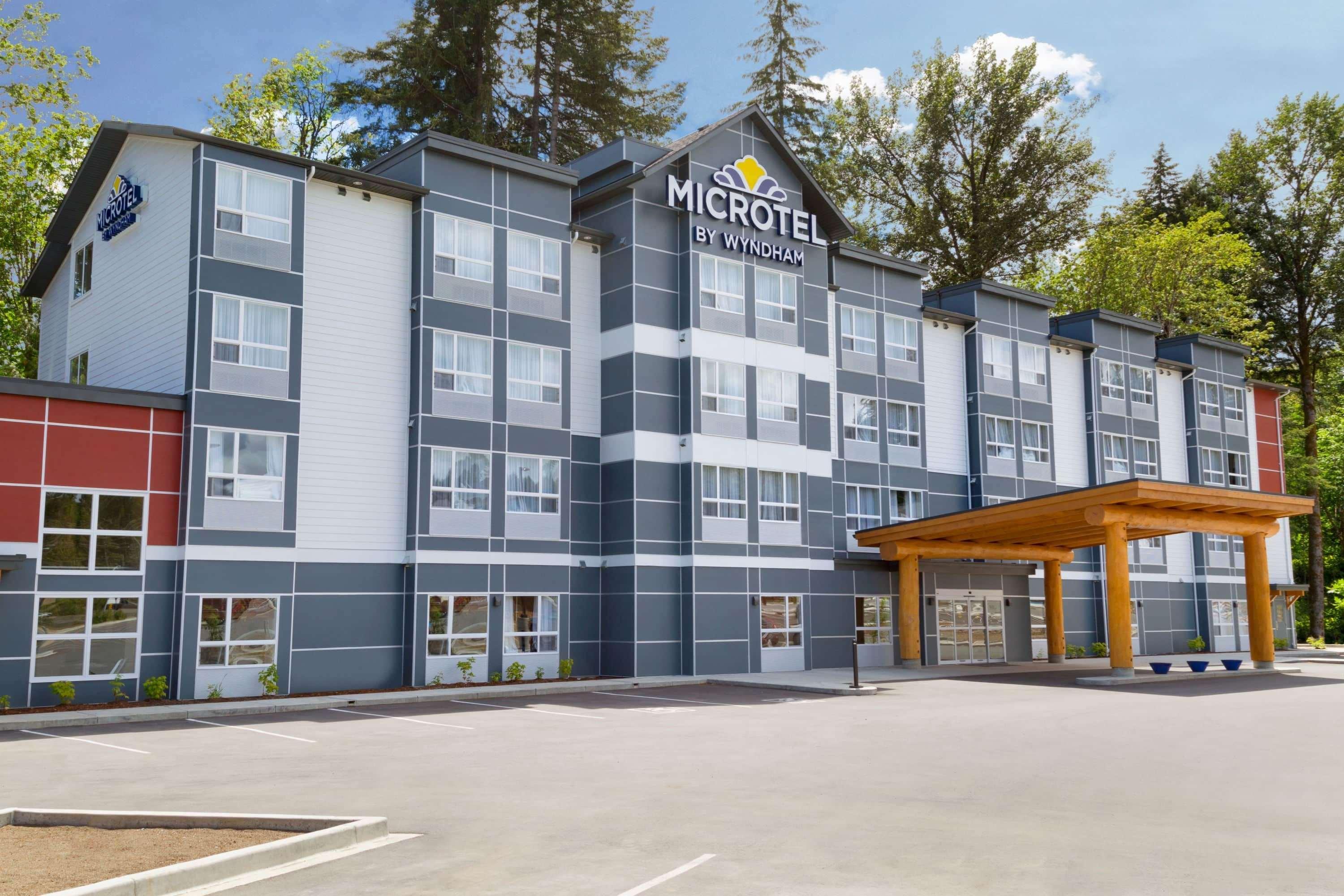 Microtel Inn & Suites By Wyndham Oyster Bay レディスミス エクステリア 写真