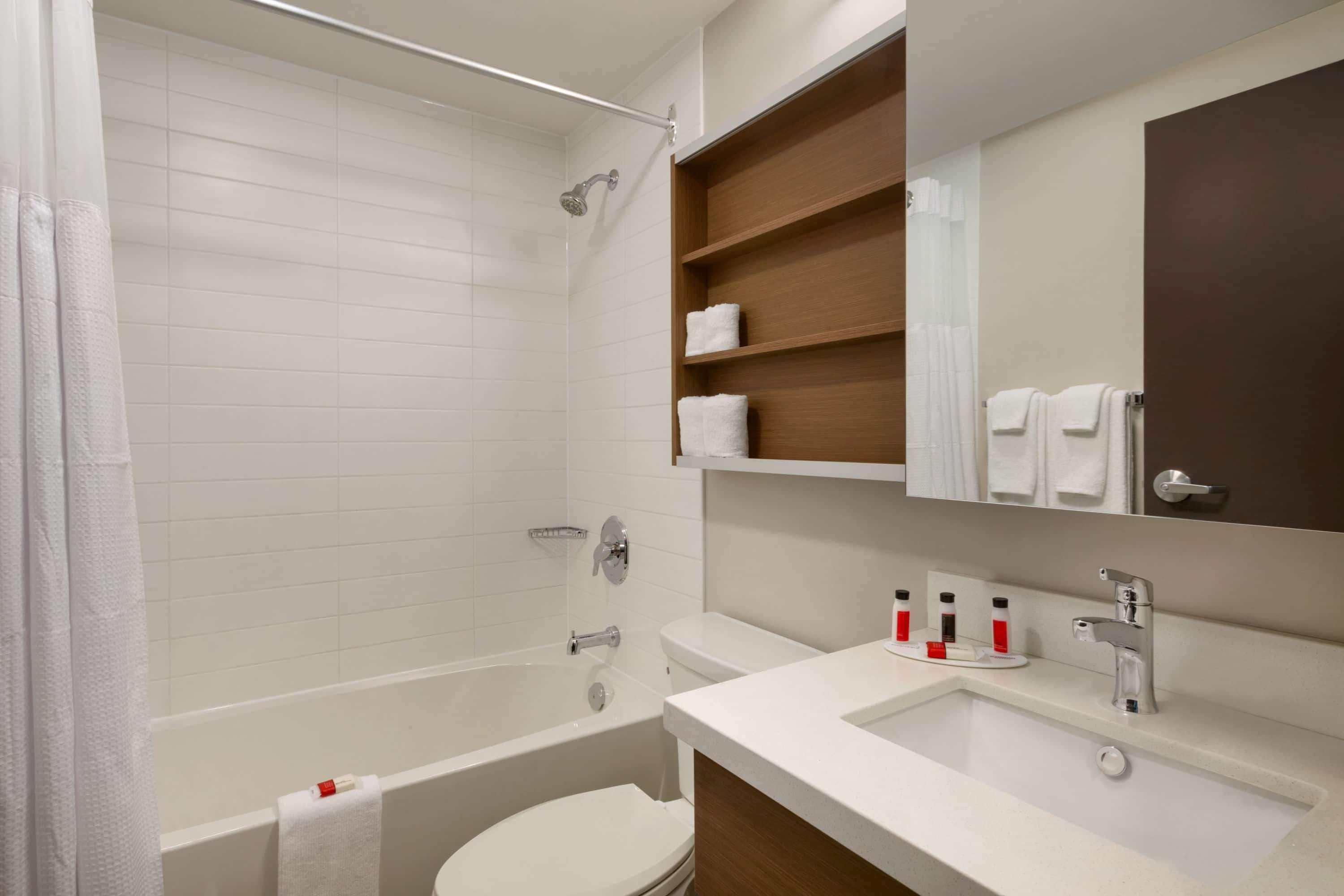 Microtel Inn & Suites By Wyndham Oyster Bay レディスミス エクステリア 写真